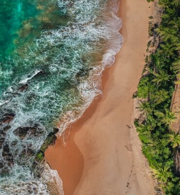 arugambay beach srilankan riders beaches srilanka